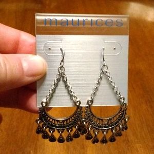 Chandelier earrings